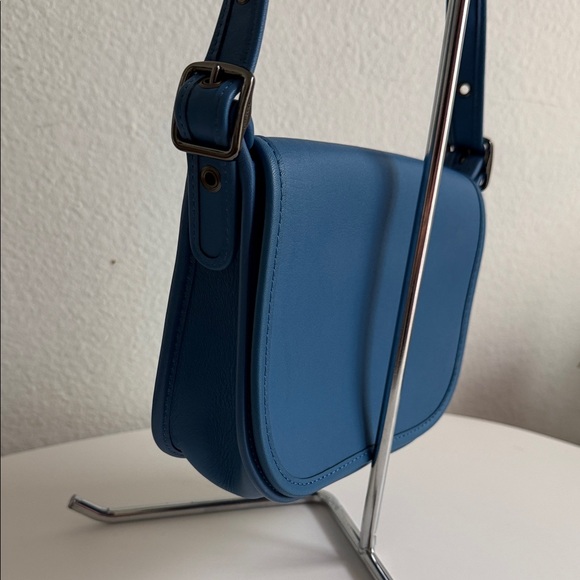 Coach Saddle Blue Crossbody Bag - Picture 5 of 11